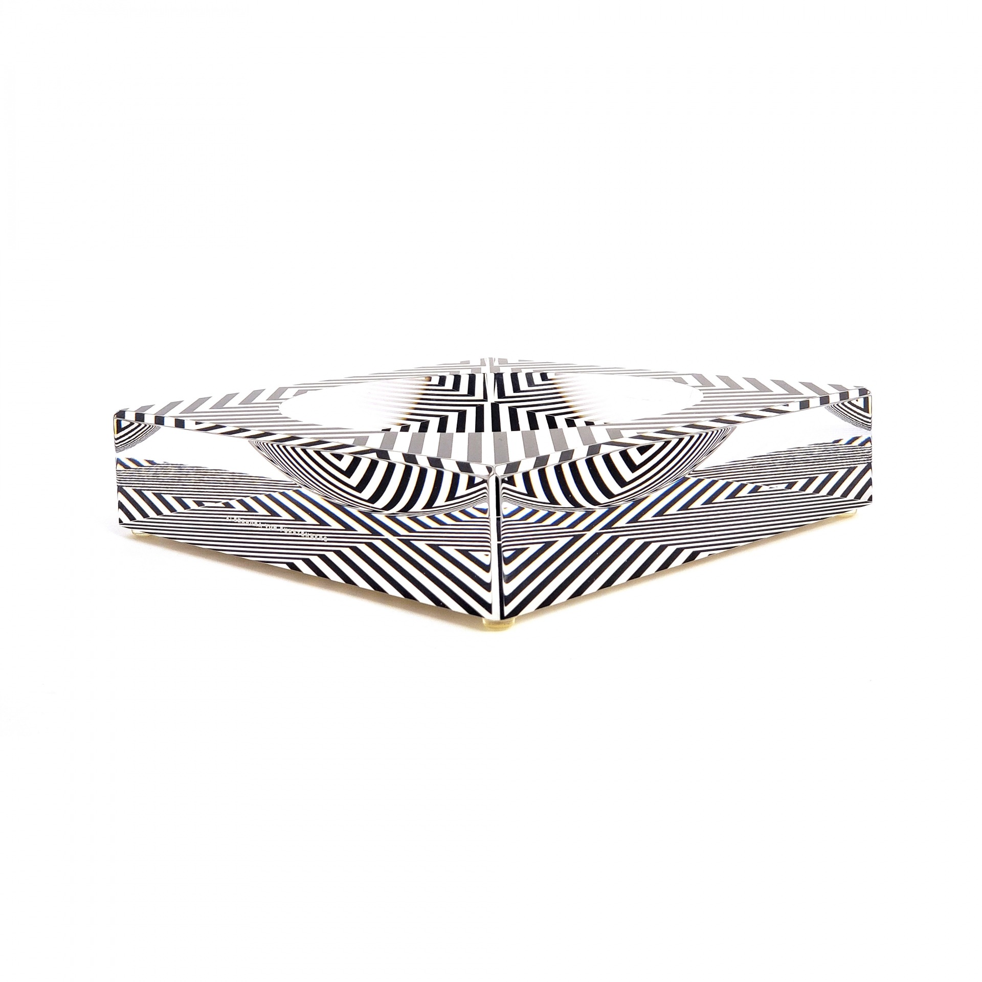 candy bowl in x print 2.20200728.1